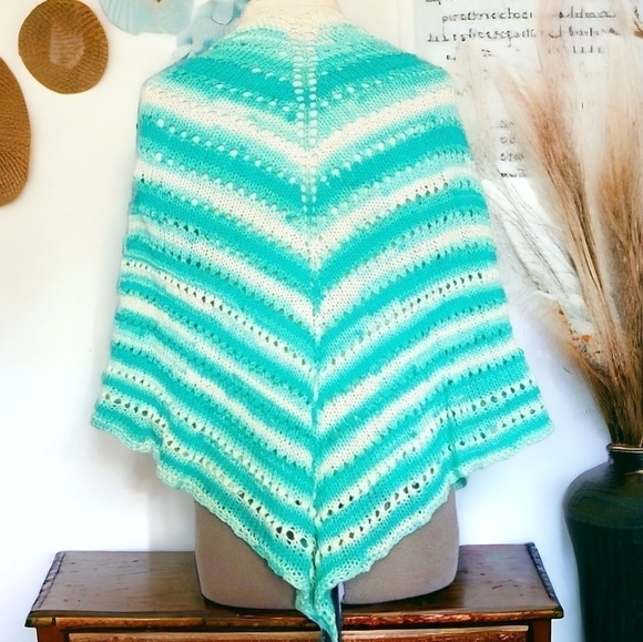 Handmade Striped Shawl Seafoam Green & White OSFM - Picture 5 of 5